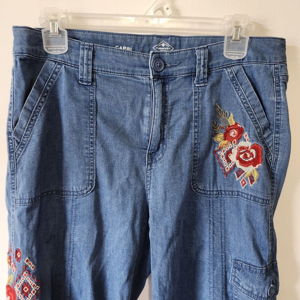 St Johns Bay Embroidered Denim Capri Pants Cargo Pocket Stretch Blue Womens 4 - Picture 3 of 13